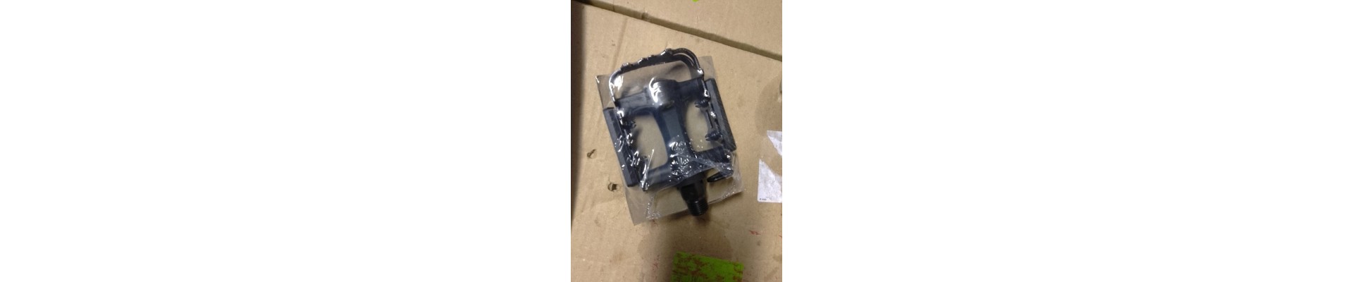 PEDALI PER BICICLETTA BUONA QUQLITà IN METALLO CUSCINETTI SIGILLATI NO CHINA