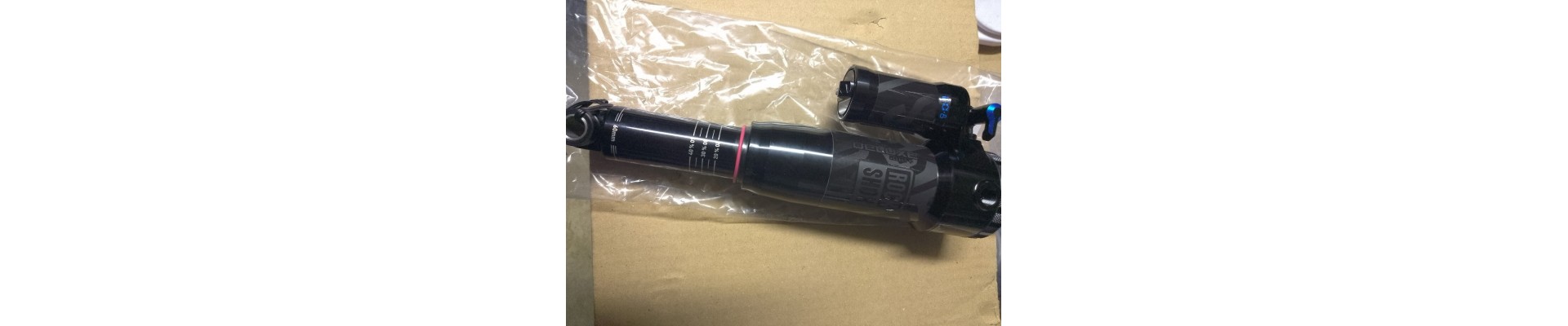 ammortizzatore mtb nuovo 205x60 attacco TRUNNION rockshox superdeluxe select +