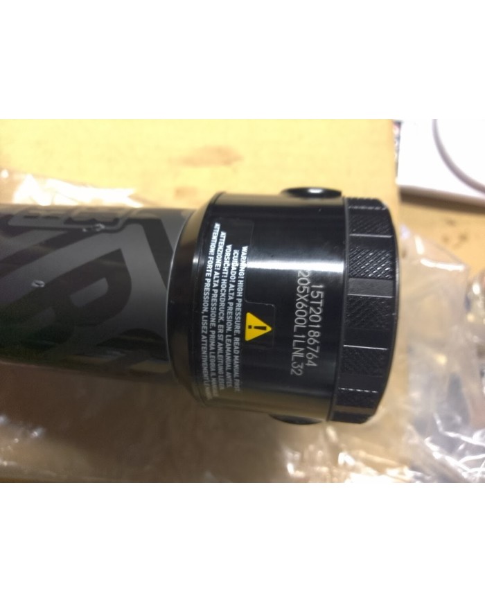 ammortizzatore mtb nuovo 205x60 attacco TRUNNION rockshox superdeluxe select +