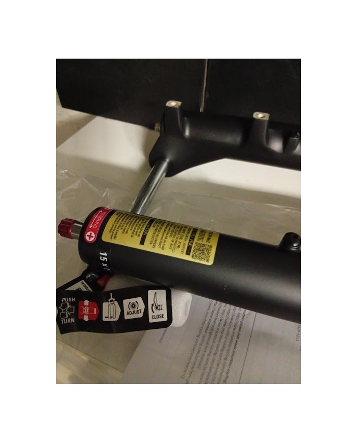 Forcella mtb nuova Suntour XCR34 Air 27,5 LO-R 120 Disc Tapered Boost 15x110