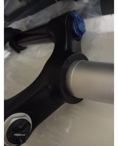 Forcella mtb nuova Suntour XCR34 Air 27,5 LO-R 120 Disc Tapered Boost 15x110