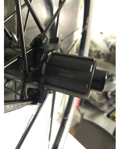 SET RUOTE MTB NUOVE SHIMANO HG IODINE 2 NERO/GRIGIO,29 POLLICI, 15X110 MM/12X148