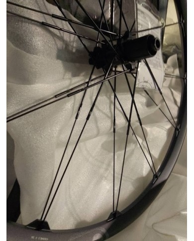 SET RUOTE MTB NUOVE SHIMANO HG IODINE 2 NERO/GRIGIO,29 POLLICI, 15X110 MM/12X148