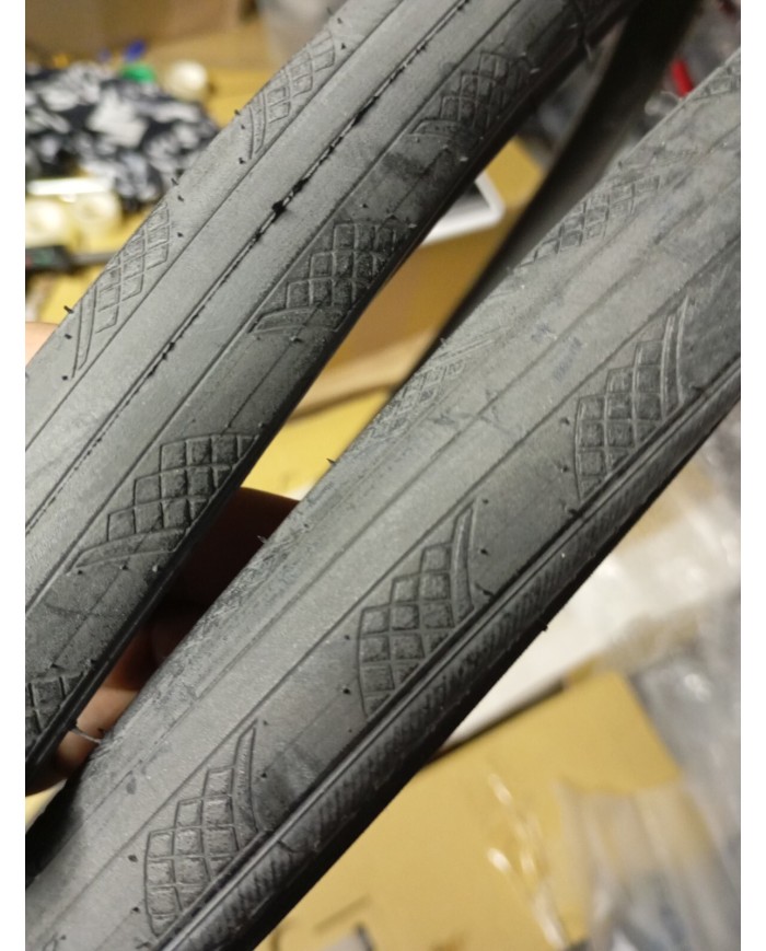 coppia di copertoncini corsa 700x30 vittoria zaffiro per camera d aria non tubel