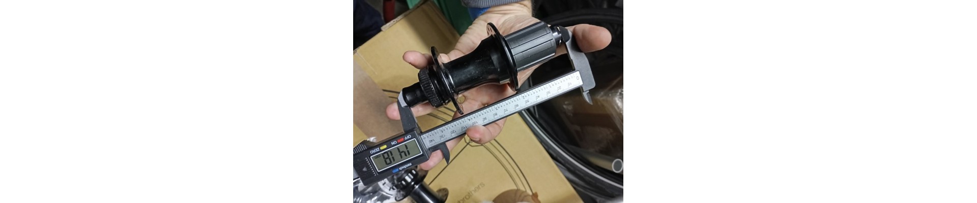 coppia mozzi non boost mtb 15x100 12x142 32 fori formula