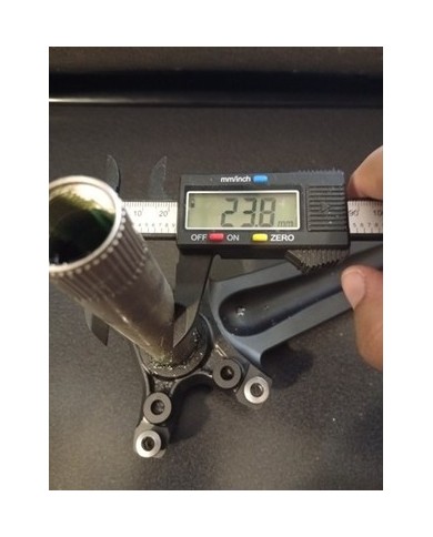 Pedivella Destra Shimano Perno 24mm Pedivella 170mm