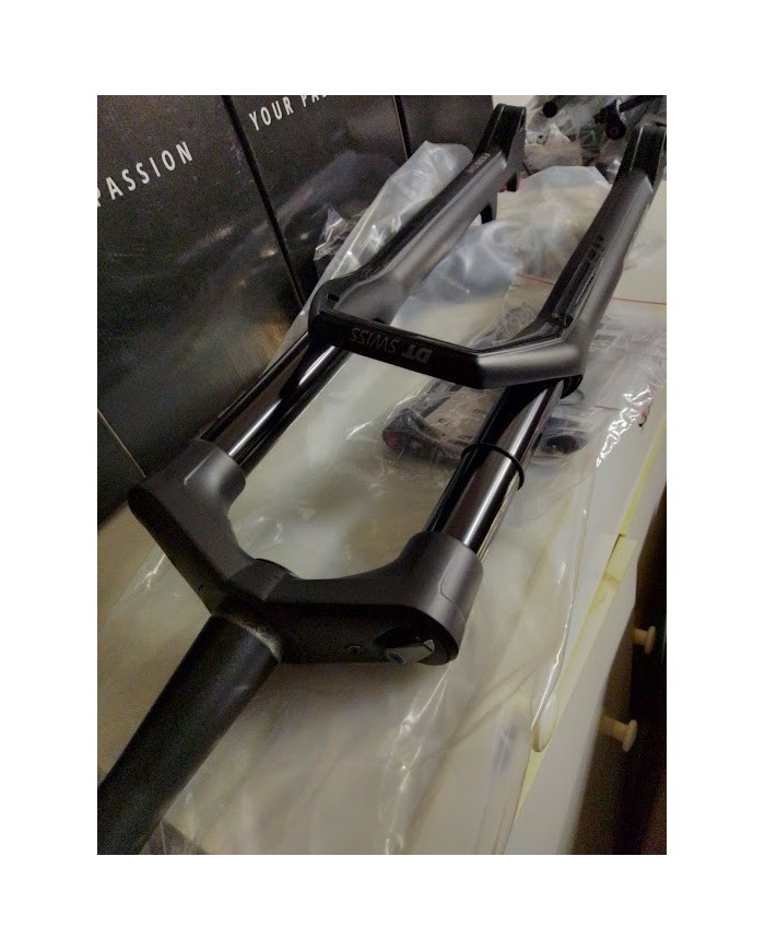 DT Swiss F 535 ONE -2 Forcella MTB NUOVA Ammortizzata - 150mm - 51mm Offset