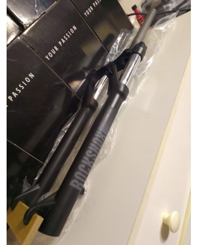 forcella mtb 27,5 canotto dritto, non conico ,RockShox Judy TK a molla 100mm QR