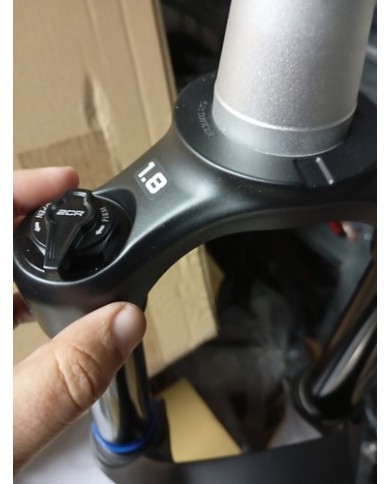 Forcella MTB Conica 29 Misura Particolare 1.8 Pollici Non Classico 1.5 , Suntour