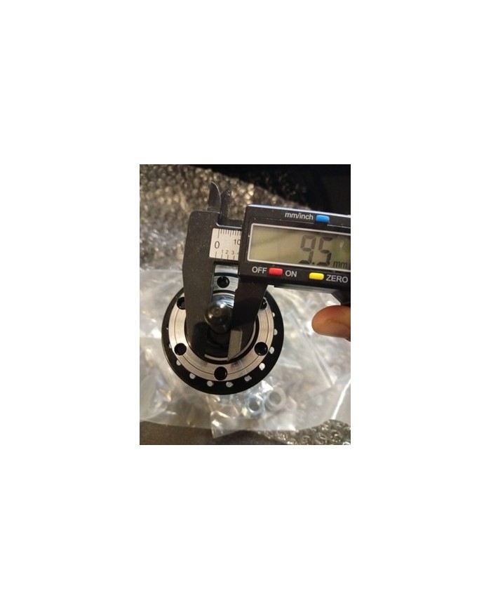 Mozzo novatec anteriore MTB sgancio rapido 9x100mm a 36 raggi , disco 6 fori