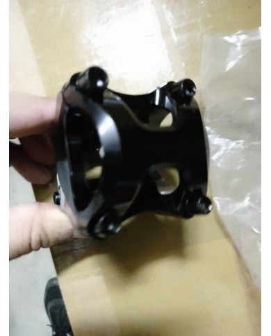 stem attacco manubrio mtb lungo 40mm diam 31.8 in alluminio nuovo marca leadtec