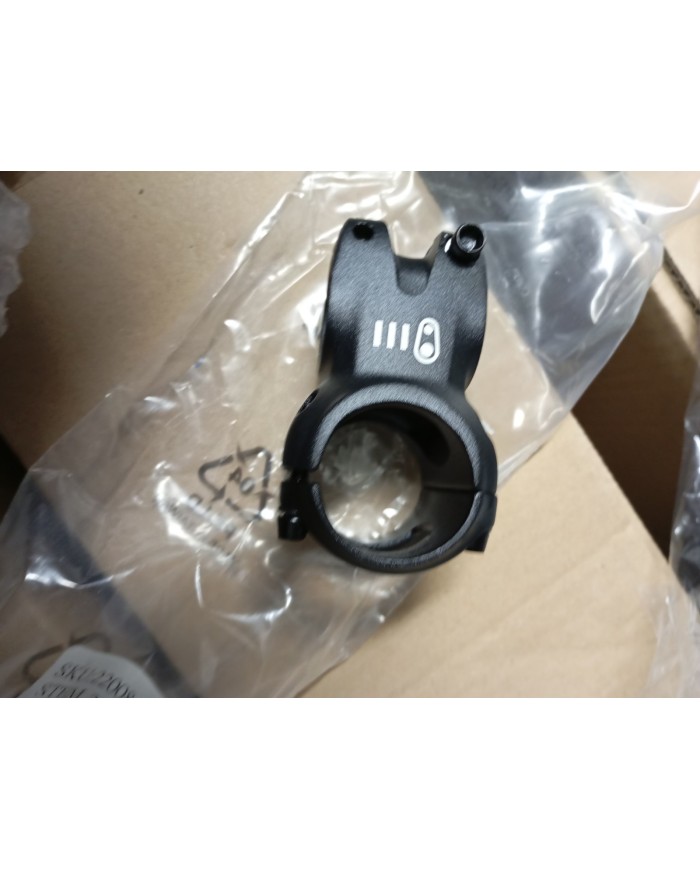 Stem attacco manubrio MTB diam 35mm lunghezza 40mm marca crankbrothers in...