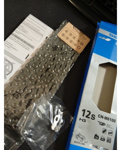 Catena nuova ed originale shimano 12v 126L cn-m6100 con quick link