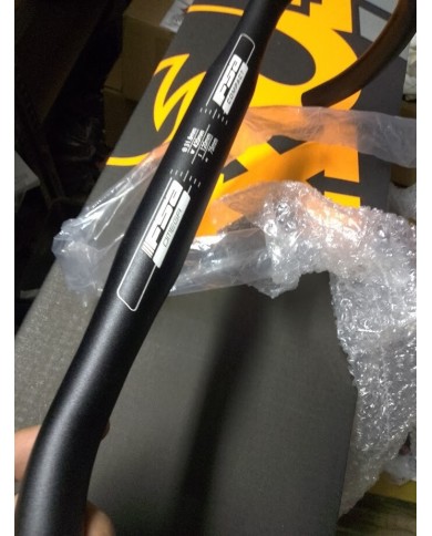 piega manubrio corsa FSA in alluminio diam 31,8 standard lungh 42 tot , 40 centr