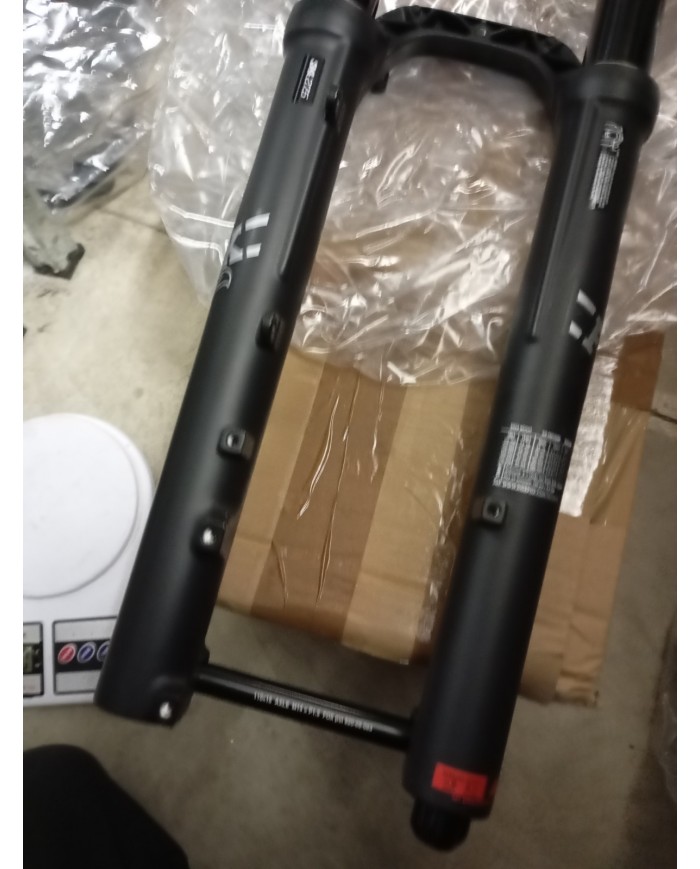 forcella nuova 27,5 mtb boost 15x110 fox 34 awl escurs 120mm OFFSET 44mm