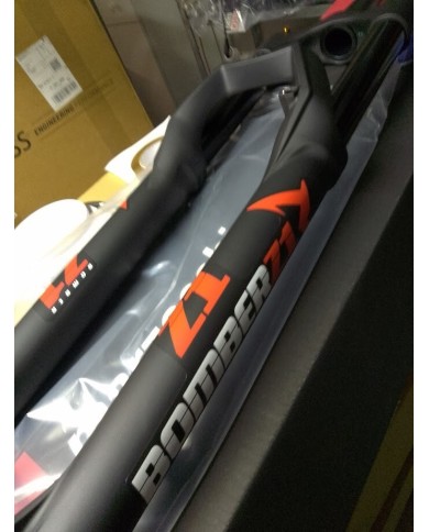 Forcella Marzocchi Bomber Z1 Grip 29 '' | Boost 15x110mm | offset 44 escurs 170m