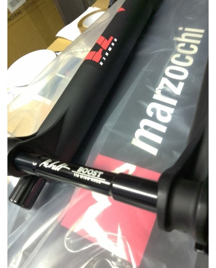 Forcella Marzocchi Bomber Z1 Grip 29 '' | Boost 15x110mm | offset 44 escurs 170m