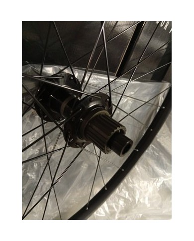 ruota posteriore nuova MTB ed e-bike 29 boost 12x148 corpetto Shimano microsplin