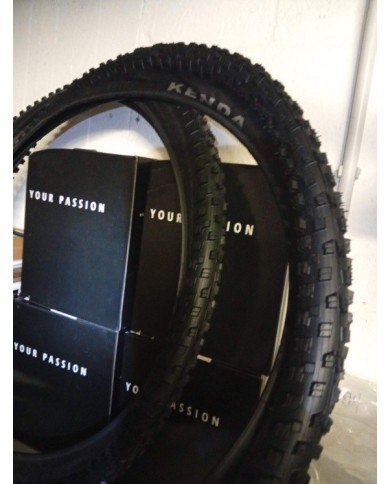 Coppia copertoni MTB 29x2,40 per camera d' aria non tubeless kenda regolith