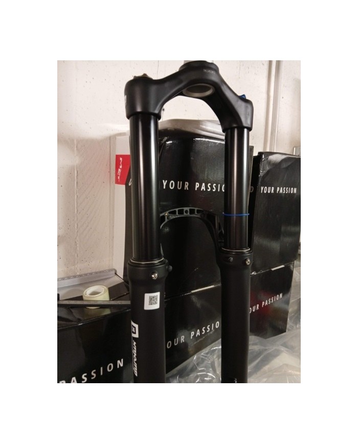 Forcella MTB ed e-mtb nuova canotto mai tagliato 27cm da enduro e Trail 27,5 boost 15x110 escurs 170mm