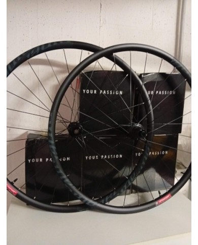 Coppia ruote Gravel niner 700c cx 12x100 12x142