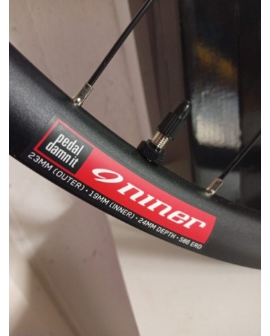 Coppia ruote Gravel niner 700c cx 12x100 12x142