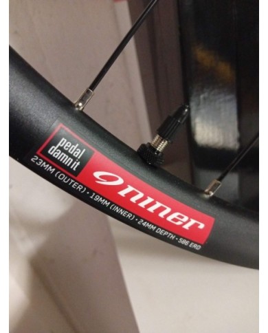 Coppia ruote Gravel niner 700c cx 12x100 12x142