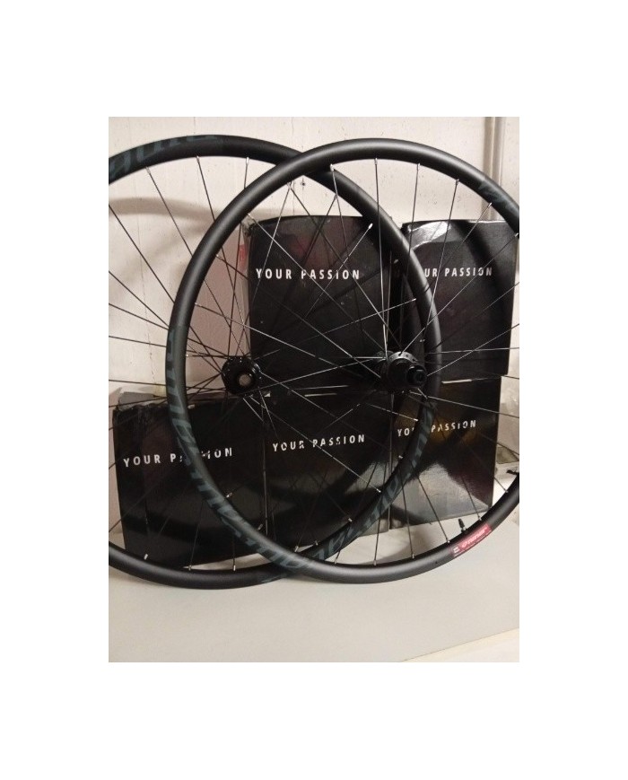 Coppia ruote Gravel niner 700c cx 12x100 12x142
