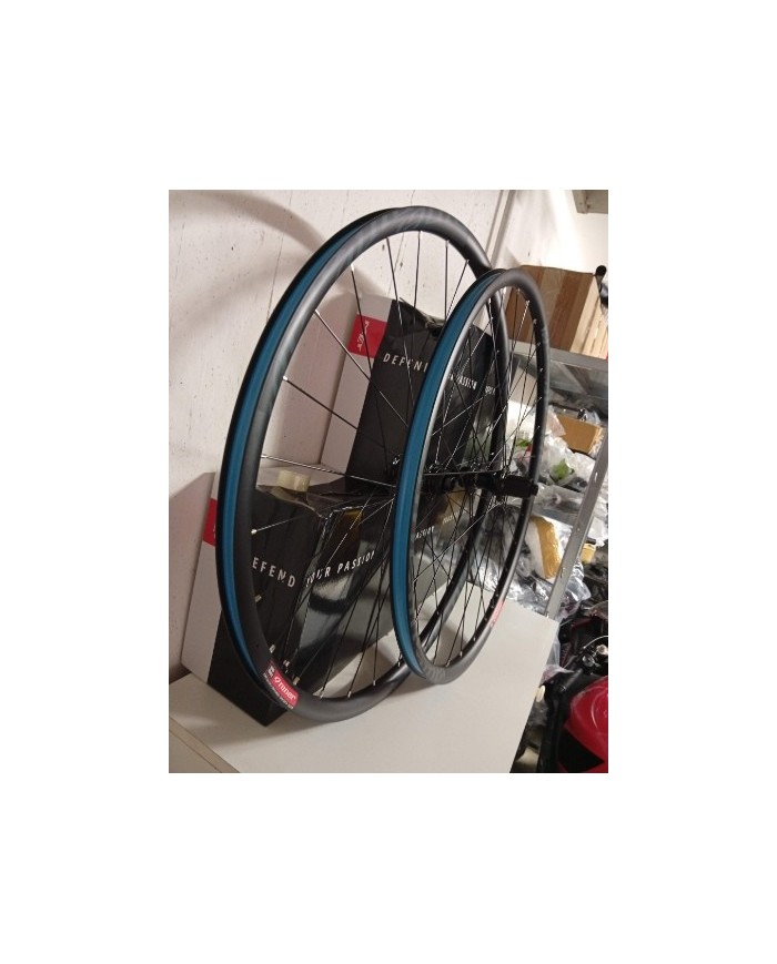 Coppia ruote Gravel niner 700c cx 12x100 12x142