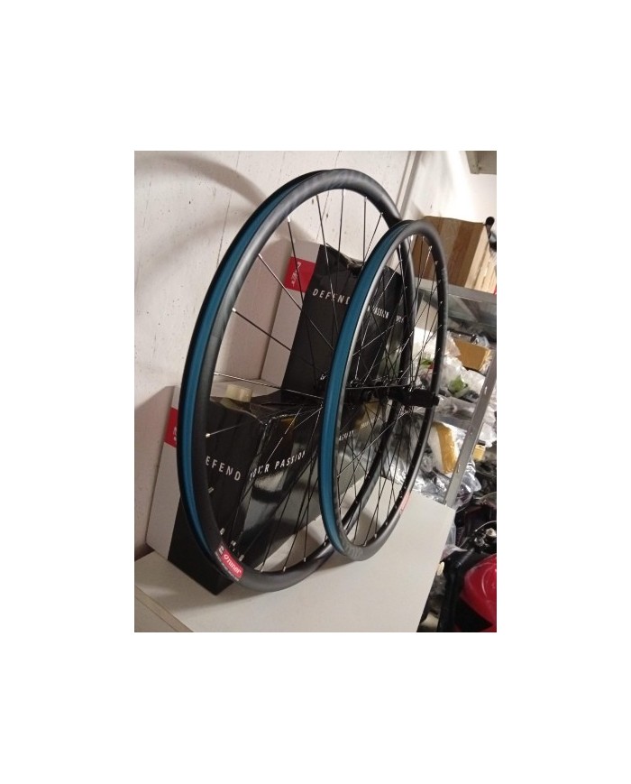 Coppia ruote Gravel niner 700c cx 12x100 12x142