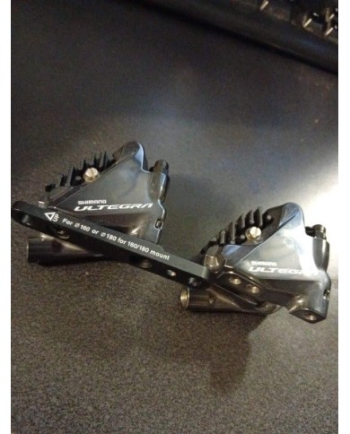 Coppia pinze freno a disco per bici da corsa nuove , pastiglie nuove , Shimano Ultegra br-r8070