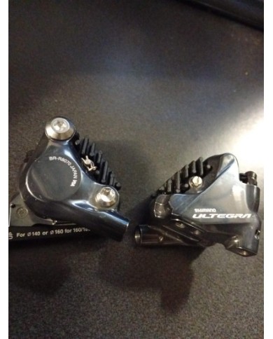 Coppia pinze freno a disco per bici da corsa nuove , pastiglie nuove , Shimano Ultegra br-r8070