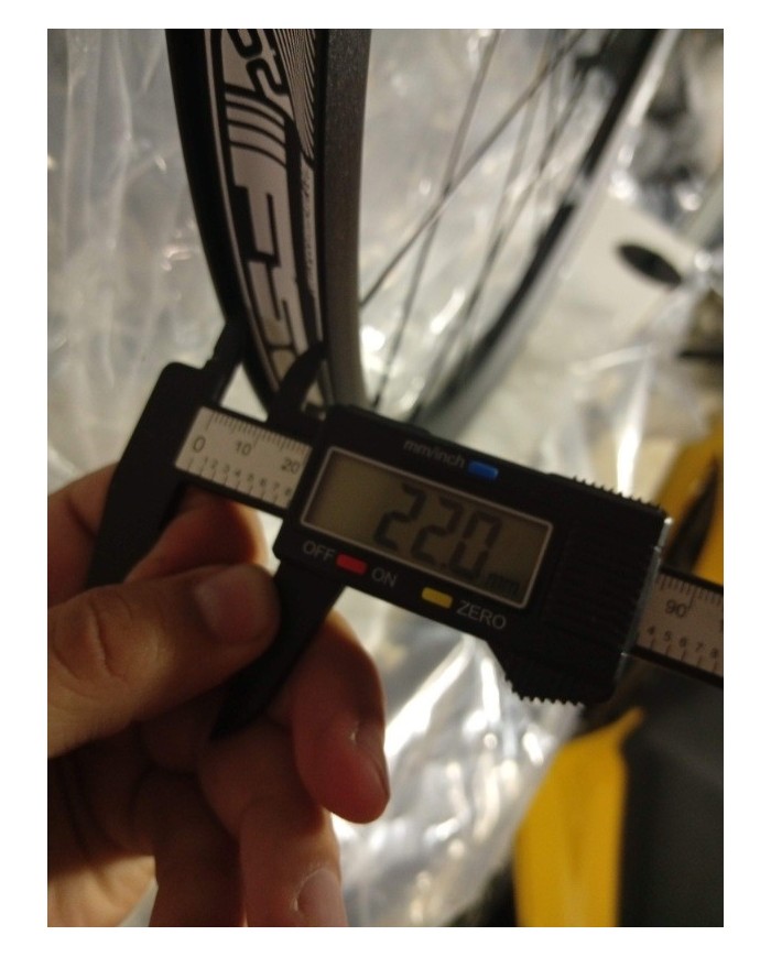 Coppia ruote nuove gravel elettrica e-bike misura 29 700c marca fsa agx i21 tubeless ready per disco a 6 fori