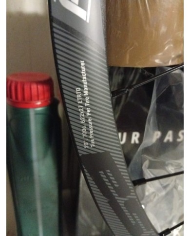 Coppia ruote nuove gravel elettrica e-bike misura 29 700c marca fsa agx i21 tubeless ready per disco a 6 fori