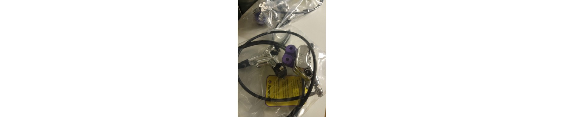 Coppia di freni mtb nuovi a 4 pistoncini formula cura 4 pronti all uso