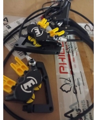Coppia freni magura mt5 a 4 pistoncini nuovi