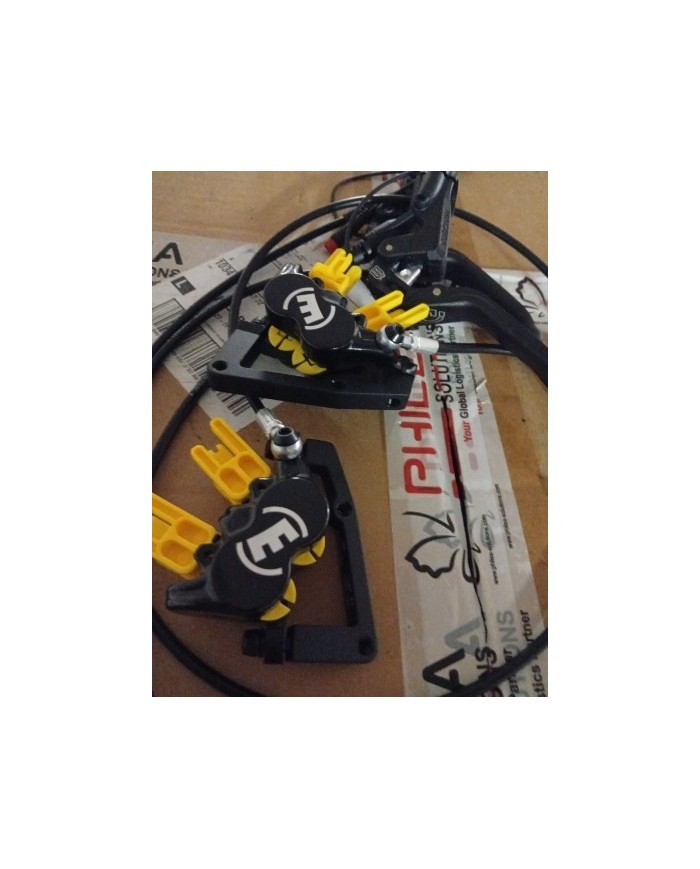 Coppia freni magura mt5 a 4 pistoncini nuovi